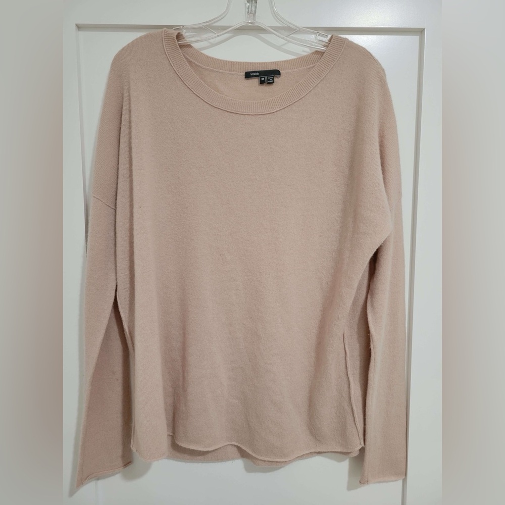 Vince cream boatneck cashmere sweater (fair)